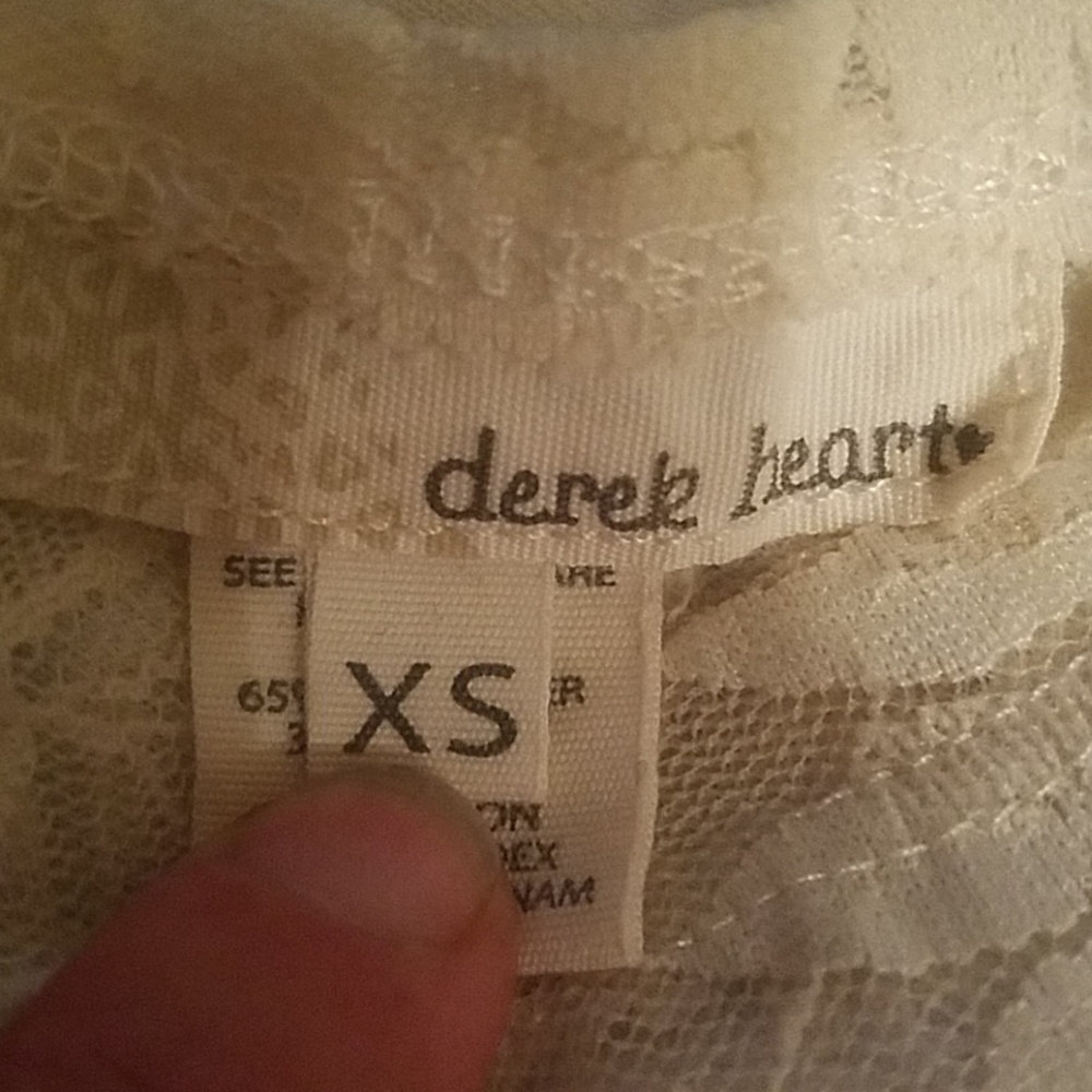 Derek Heart Top - Picture 4 of 4